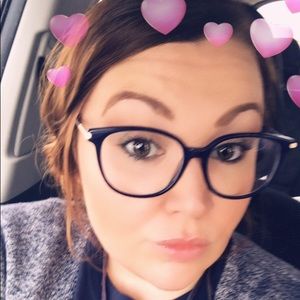 Meet your Posher, Kara